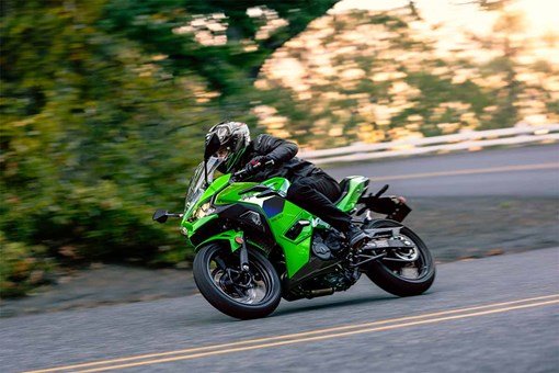 2026 Kawasaki NINJA 500 SE