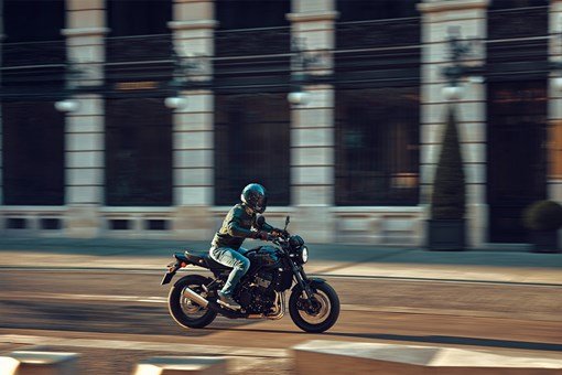 2026 Kawasaki Z900RS