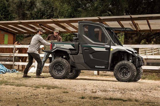 2025 Kawasaki RIDGE® XR CREW LIMITED image 8
