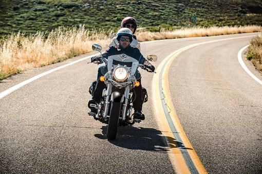 2026 Kawasaki Vulcan® 900 Classic LT - image 7