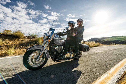 2026 Kawasaki Vulcan® 900 Classic LT - image 8