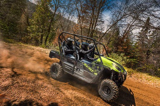 2025 Kawasaki Teryx4 Base - Neon image 7