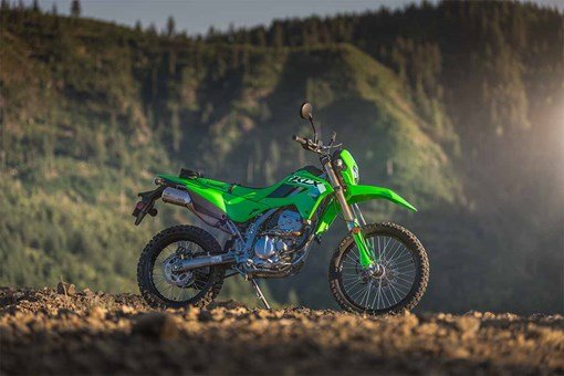 2026 Kawasaki KLX300 - Cypher Camo Beige/ image 10